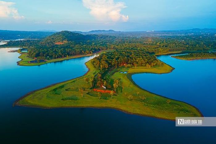 Khu vực hồ Ea Kao đang được được nghiên cứu với phương án xây dựng sân golf 18 hố, diện tích hơn 110 ha.