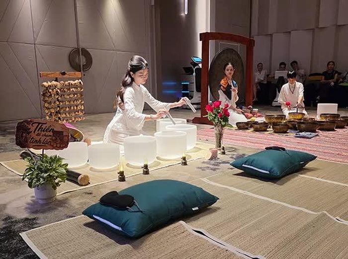 Trải nghiệm âm nhạc "Thiền để chạm tĩnh lặng" tại Lễ hội Tận hưởng Đà Nẵng 2026.