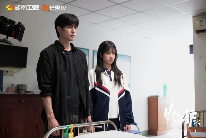 Màn kết hợp của Tống Uy Long - Trương Tịnh Nghi nhận được phản hồi tích cực. Ảnh: Weibo 