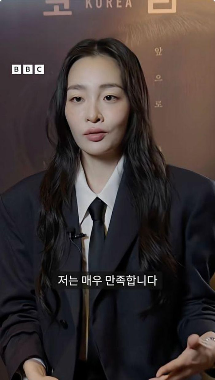 Visual khác lạ của Kim Min Ha sau khi giảm 17kg cho vai diễn mới. (Nguồn: OSEN)