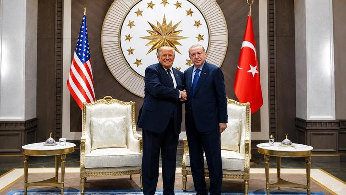 Tổng thống Mỹ Donald Trump hội đàm Tổng thống Thổ Nhĩ Kỳ Tayyip Erdogan tại Ankara ngày 7/7. Ảnh: The Sun Malaysia.