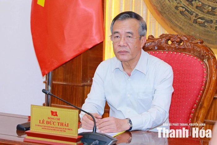 Bí thư Tỉnh ủy Lê Đức Thái chủ trì hội nghị.