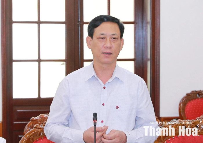 Bí thư Đảng ủy, Chủ tịch HĐND xã Sao Vàng Mai Văn Hải phát biểu tại hội nghị.