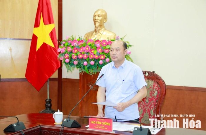 Phó Chủ tịch UBND tỉnh Cao Văn Cường phát biểu kết luận hội nghị.