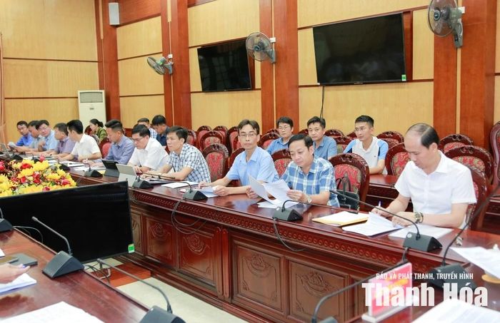 Các đại biểu dự hội nghị.