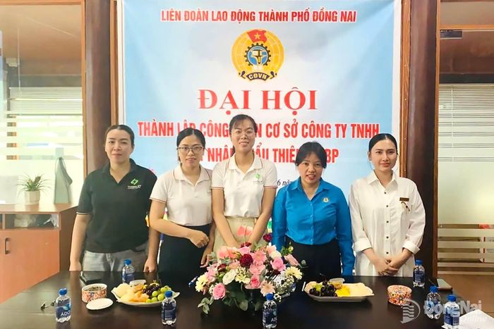 Đại hội thành lập Công đoàn cơ sở Công ty TNHH XNK Thiên Kỳ BP (xã Đa Kia, thành phố Đồng Nai). Ảnh: CĐ