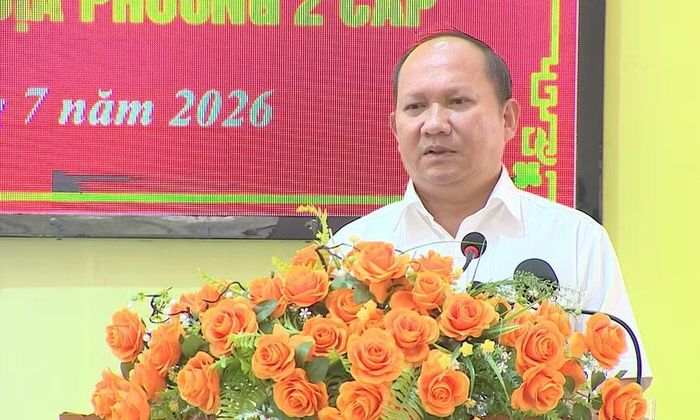 Phó Bí thư Thường trực Tỉnh ủy, Chủ tịch HĐND tỉnh Rah Lan Chung phát biểu chỉ đạo tại hội nghị sơ kết của Đảng bộ phường Hoài Nhơn Nam. Ảnh: Trung Nghĩa