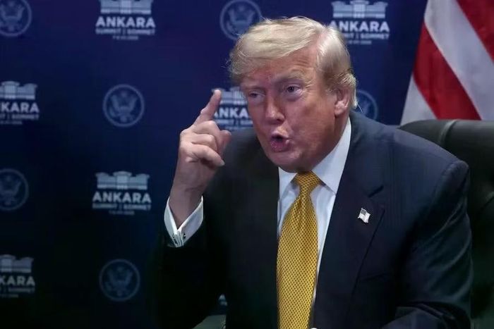 Tổng thống Mỹ Donald Trump ra tuyên bố mới về Iran tại hội nghị thượng đỉnh NATO ở Ankara (Thổ Nhĩ Kỳ) hôm 8-7. Ảnh: Reuters