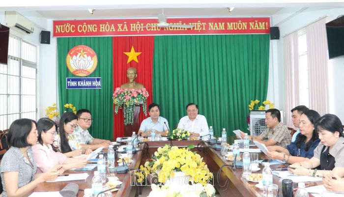 Quang cảnh buổi tọa đàm.