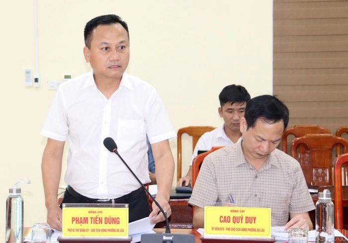 Lãnh đạo UBND phường phát biểu ý kiến.