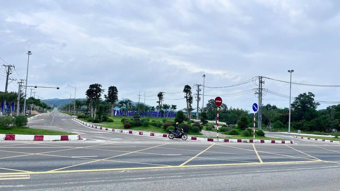 Khu công nghiệp Tân Đức, xã Tân Minh (Lâm Đồng) tiếp giáp Quốc lộ 1A