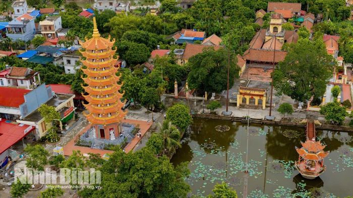 Chùa Lương (xã Hải Anh) - điểm dừng chân ý nghĩa trong tuyến hành trình kết nối. Ảnh: Ngọc Linh