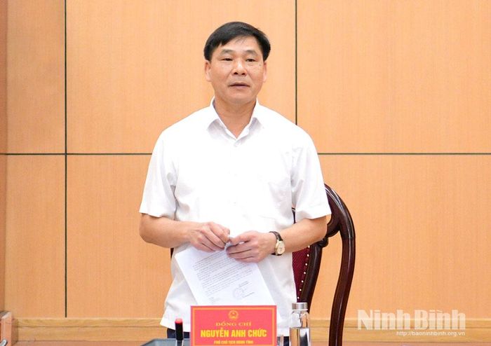 Đồng chí Nguyễn Anh Chức, Ủy viên Ban Thường vụ Tỉnh ủy, Phó Chủ tịch Ủy ban nhân dân tỉnh phát biểu kết luận hội nghị.