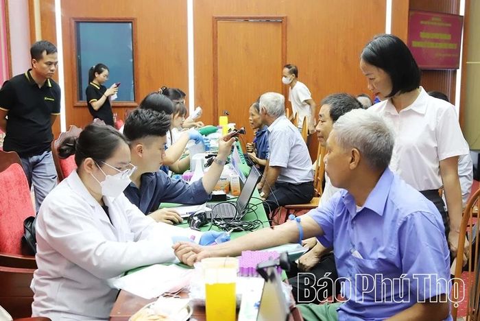 Mỗi mẫu ADN được thu nhận sẽ có thêm một niềm hy vọng đón các liệt sĩ về với gia đình, quê hương.