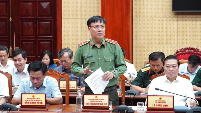 Đồng chí Thiếu tướng Nguyễn Thanh Liêm, Giám đốc Công an tỉnh phát biểu tại buổi tọa đàm - Ảnh: Q.V