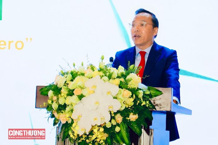 Thứ trưởng Bộ Công Thương Nguyễn Hoàng Long phát biểu tại Diễn đàn.