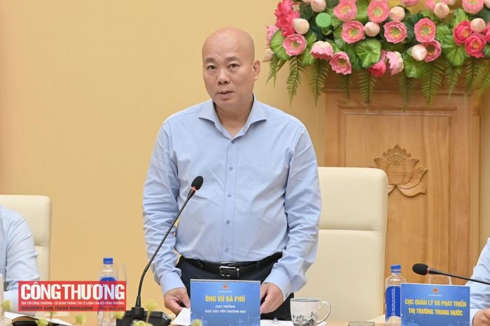 Ông Vũ Bá Phú - Cục trưởng Cục Xúc tiến thương mại (Bộ Công Thương) phát biểu khai mạc Hội nghị - Ảnh: Thu Phượng