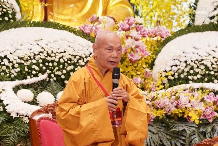 Trưởng lão Hòa thượng Thích Thiện Nhơn phát biểu chỉ đạo