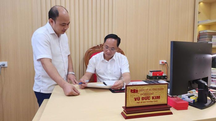 Ông Vũ Đức Kim, Phó Bí thư thường trực Đảng ủy xã Vĩnh Thành luôn chỉ đạo hiệu quả các nhiệm vụ, giúp Đảng bộ xã Vĩnh Thành luôn hoàn thành các nhiệm vụ tỉnh giao.