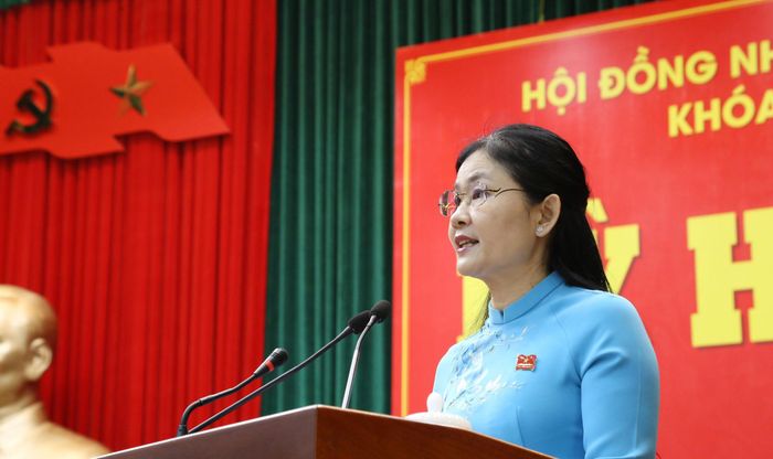 Chủ tịch HĐND TP. Đồng Nai Tôn Ngọc Hạnh phát biểu khai mạc kỳ họp. Ảnh: Văn Dũng