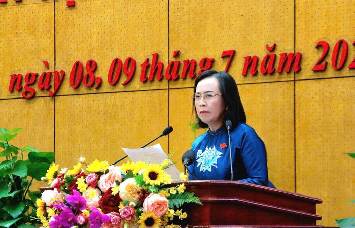 Phó Bí thư Thường trực Tỉnh ủy, Chủ tịch HĐND tỉnh Đoàn Thị Hậu phát biểu khai mạc Kỳ họp thứ Tư, HĐND tỉnh Lạng Sơn khóa XVIII