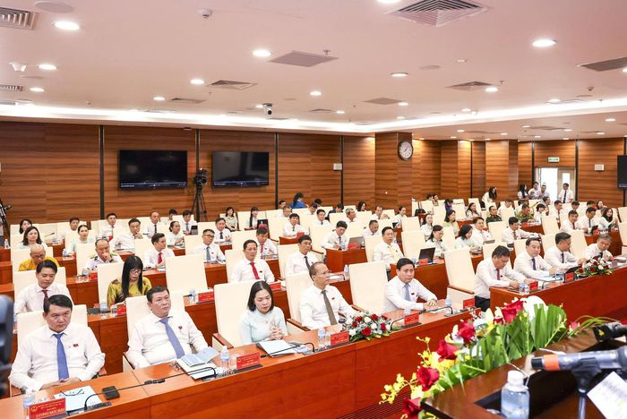 Các đại biểu tham dự kỳ họp