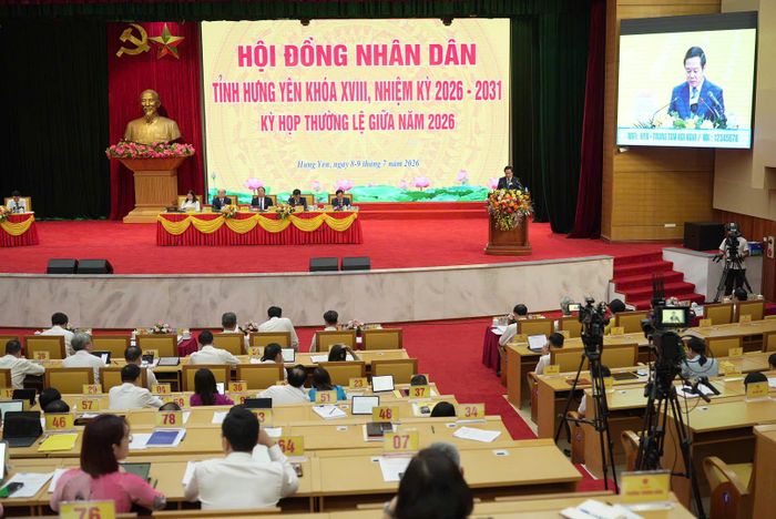 Quang cảnh kỳ họp