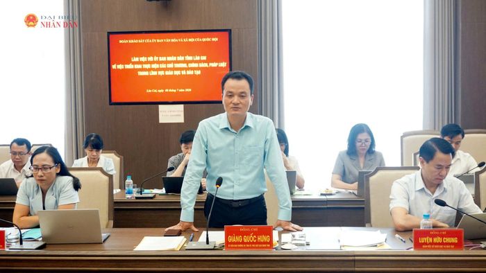 Phó Chủ tịch UBND tỉnh Lào Cai Giàng Quốc Hưng phát biểu tại cuộc làm việc