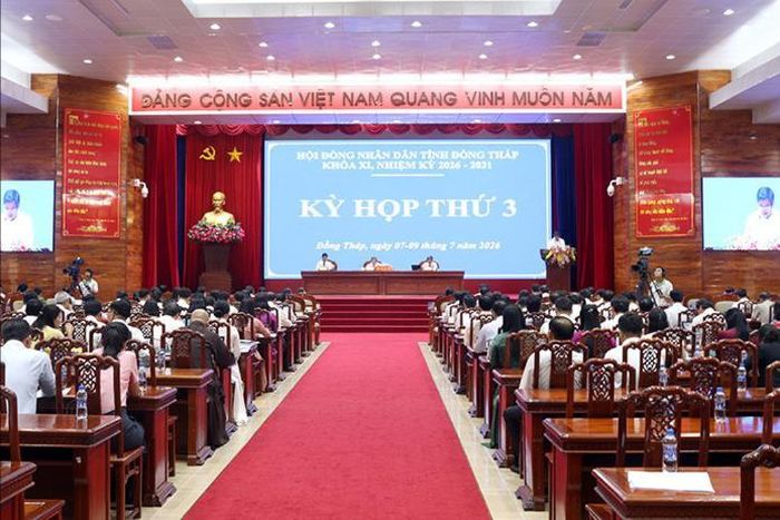 Quang cảnh kỳ họp