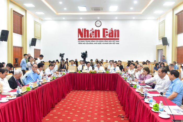Quang cảnh Hội thảo