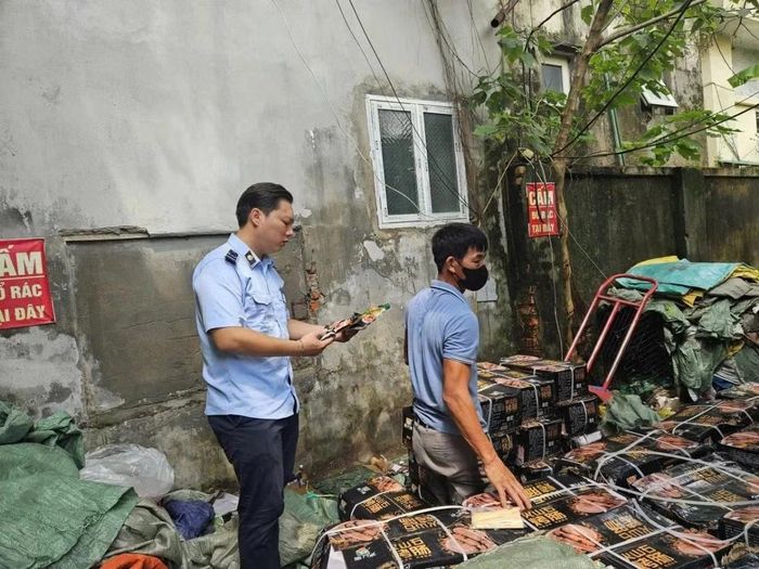 Cơ quan chức năng kiên quyết xử lý những hành vi vi phạm trong an toàn thực phẩm