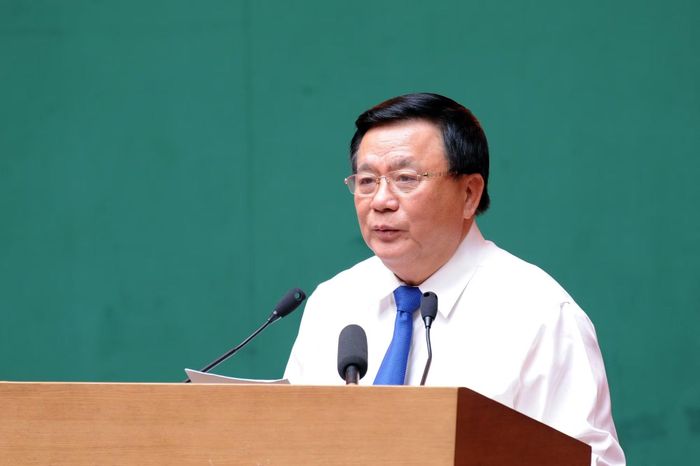 Chủ tịch Hội đồng Lý luận Trung ương Nguyễn Xuân Thắng phát biểu bế mạc hội thảo.
