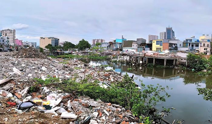 Cải tạo rạch Xuyên Tâm, một trong những dự án trọng điểm ở TP Hồ Chí Minh.