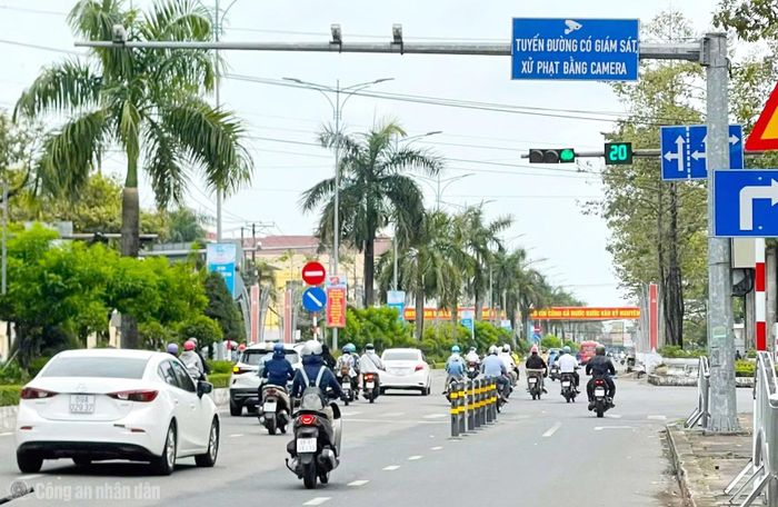Điểm giám sát xử phạt bằng camera tại đường Phan Ngọc Hiển, phường Tân Thành.