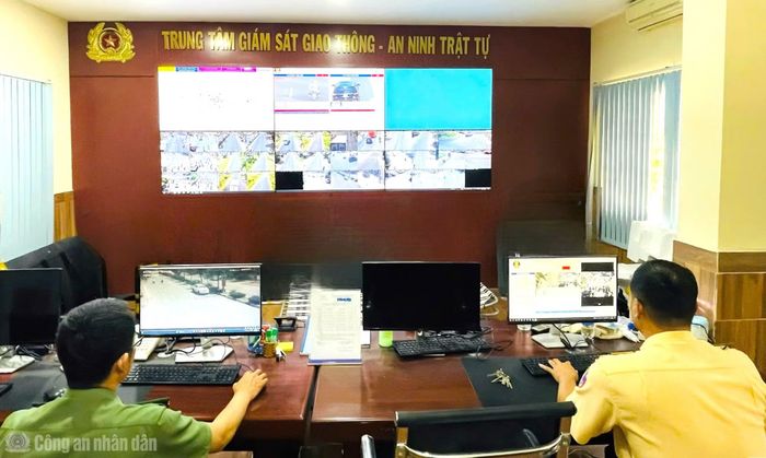 Trung tâm giám sát giao thông – ANTT hoạt động liên tục 24/7.