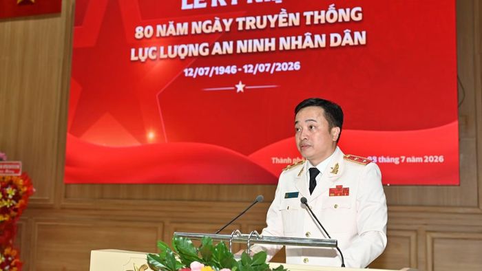 Trung tướng Mai Hoàng, Giám đốc Công an TP Hồ Chí Minh phát biểu tại buổi lễ.