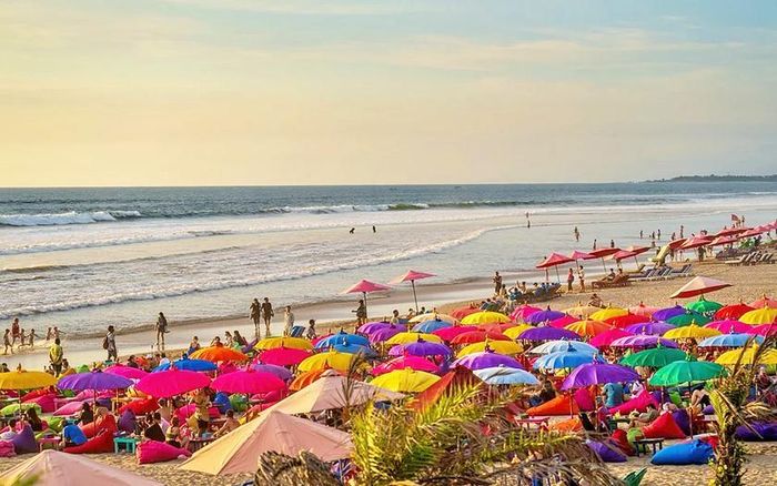 Xung đột Trung Đông vẫn ảnh hưởng tới ngành du lịch năm 2026, nhưng đối với Bali (Indonesia), các xu hướng và dữ liệu đều cho thấy nhu cầu du lịch và nghỉ dưỡng tại đây đang gia tăng. Ảnh: thebalisun