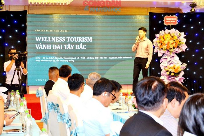 Giới thiệu tiềm năng du lịch vành đai Nghĩa Lộ - Tú Lệ - Mù căng Chải - Văn Yên của tỉnh Lào Cai. Ảnh: Quốc Hồng