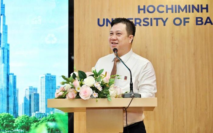 GS.TS Nguyễn Đức Trung, Hiệu trưởng Trường Đại học Ngân hàng Thành phố Hồ Chí Minh.