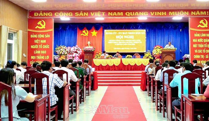 Đại biểu tham dự hội nghị.