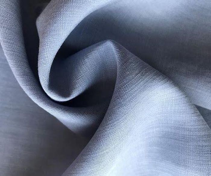 Chất liệu vải Tencel mềm mịn, thoáng khí và tạo cảm giác mát lạnh trong mùa hè.