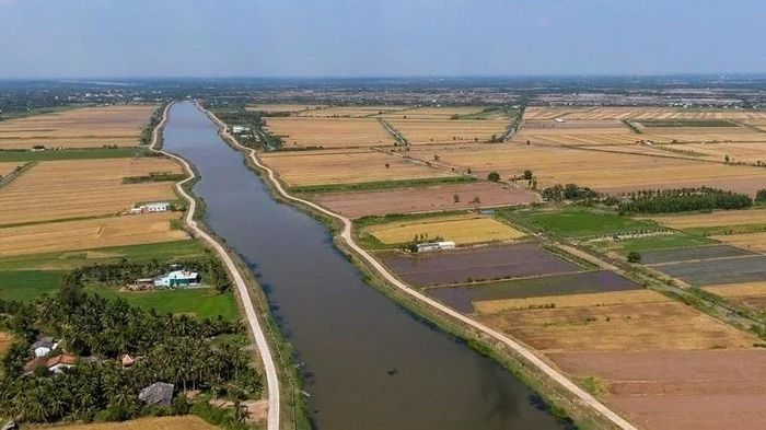 Nguồn nước về Đồng bằng sông Cửu Long trong nửa đầu tháng 7/2026 vẫn ở mức thấp hơn trung bình nhiều năm. Ảnh: NNMT.