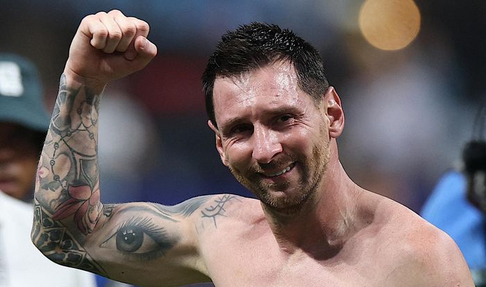 Messi trải qua trận đấu đầy cảm xúc, từ tội đồ trở thành người hùng. (Ảnh: Reuters)