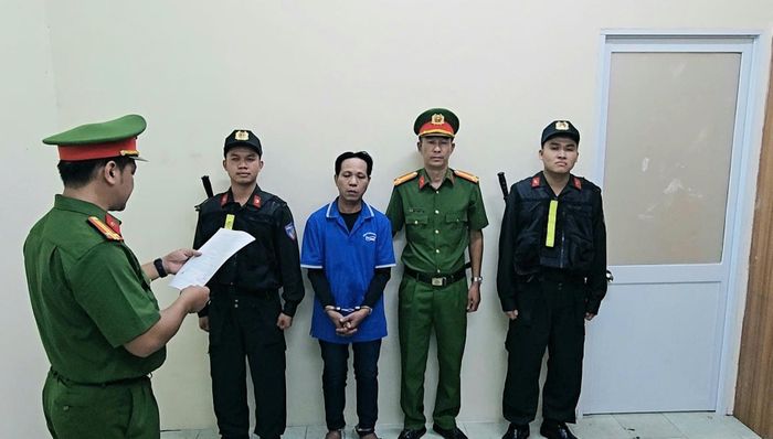 Nghi phạm Thạch Kim Thái tại cơ quan điều tra. (Ảnh: Công an cung cấp)