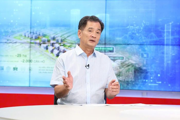 TS Nguyễn Văn Đính, Phó Chủ tịch Hiệp hội Bất động sản Việt Nam trao đổi tại Chương trình. Ảnh: Thanh Hải