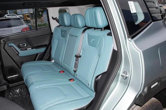 Cả 3 phiên bản của Jetour Freedom 1.5T 2026 đều dùng động cơ xăng 4 xi-lanh tăng áp 1.5L
