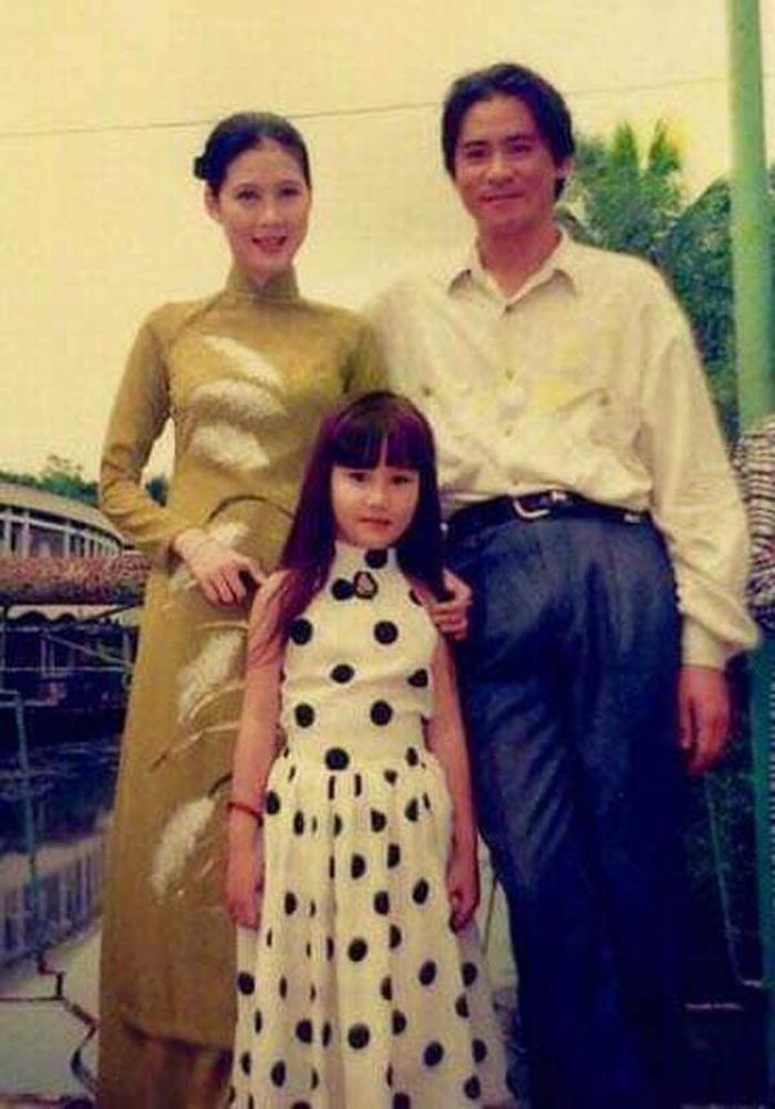 Anh về Việt Nam và trở thành bạn diễn "ăn ý" của diễn viên Diễm Hương...