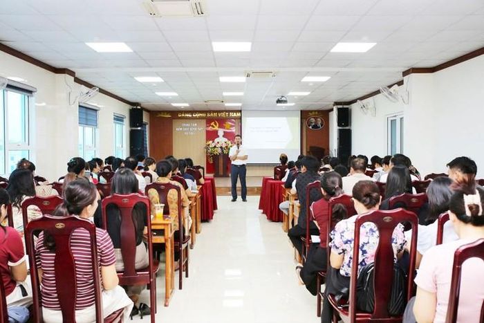 Hà Tĩnh tổ chức các lớp tập huấn tư vấn xét nghiệm HIV tại cộng đồng.