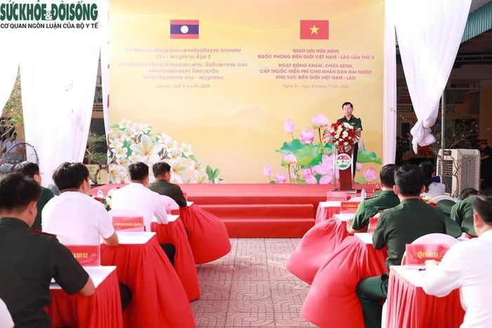 Toàn cảnh buổi lễ.