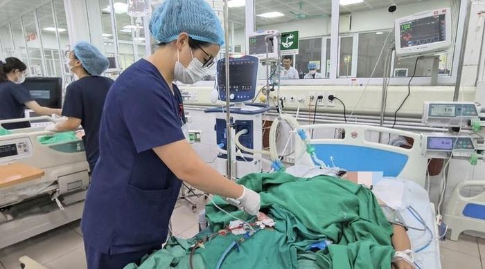 Bệnh nhân đang được điều trị tích cực tại bệnh viện. Ảnh: BVCC
